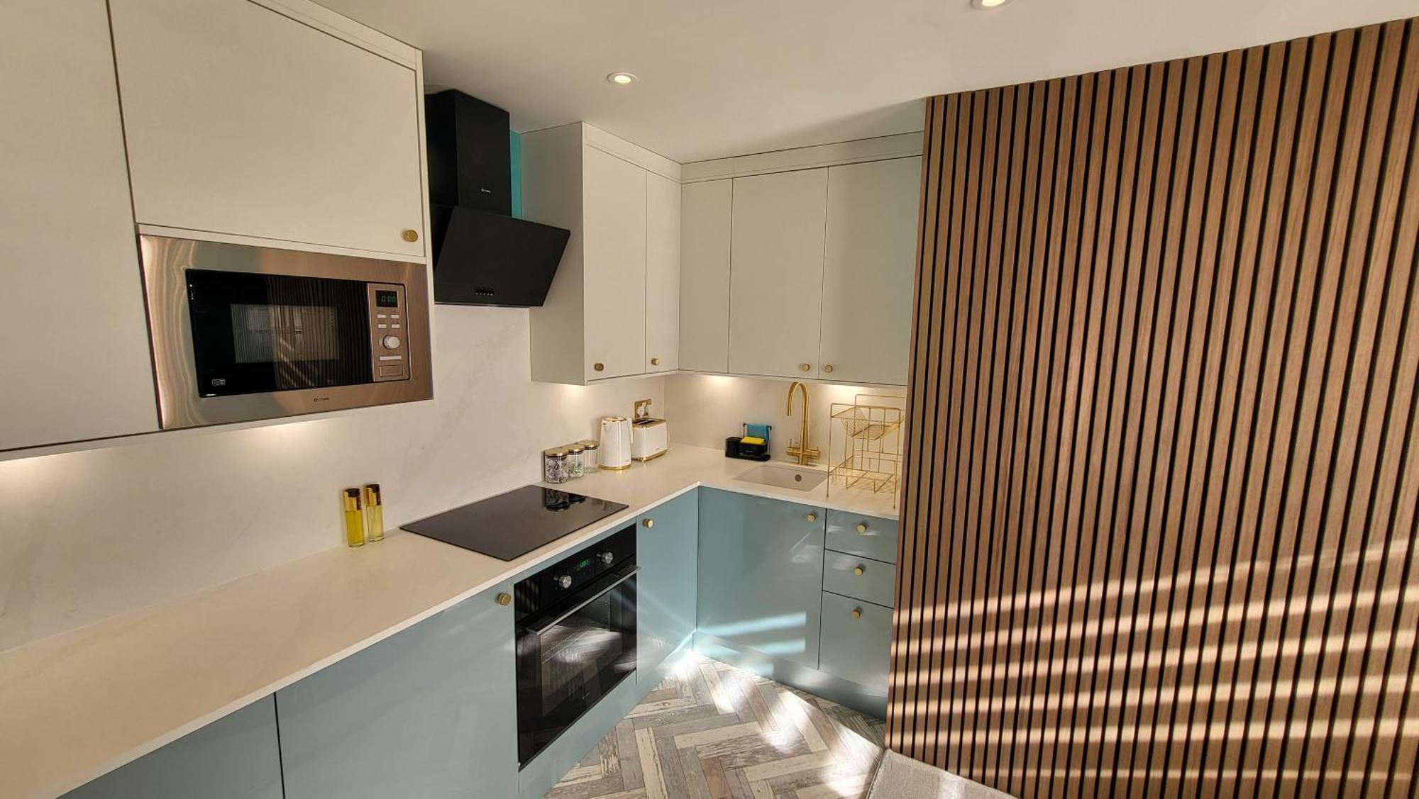 Sunset Point Apts - North Shore * Margate